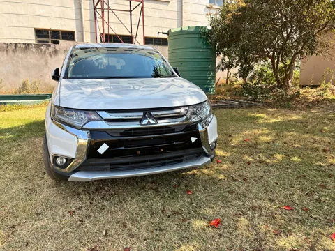 Vehicle WVS-001 — front view