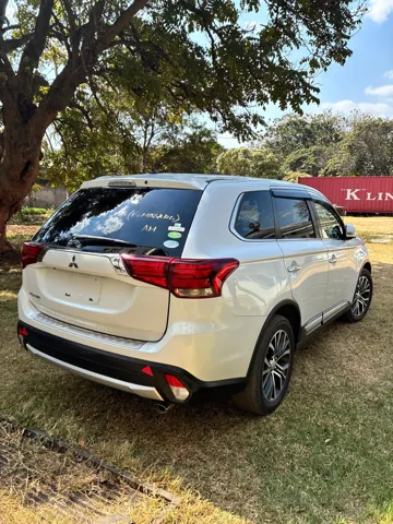 Vehicle WVS-001 — rear three-quarter view